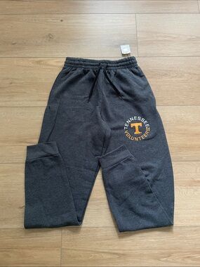 NWT Dark Gray Tennessee Volunteers Jogger Sweatpants with Orange Logo Men S, XL
